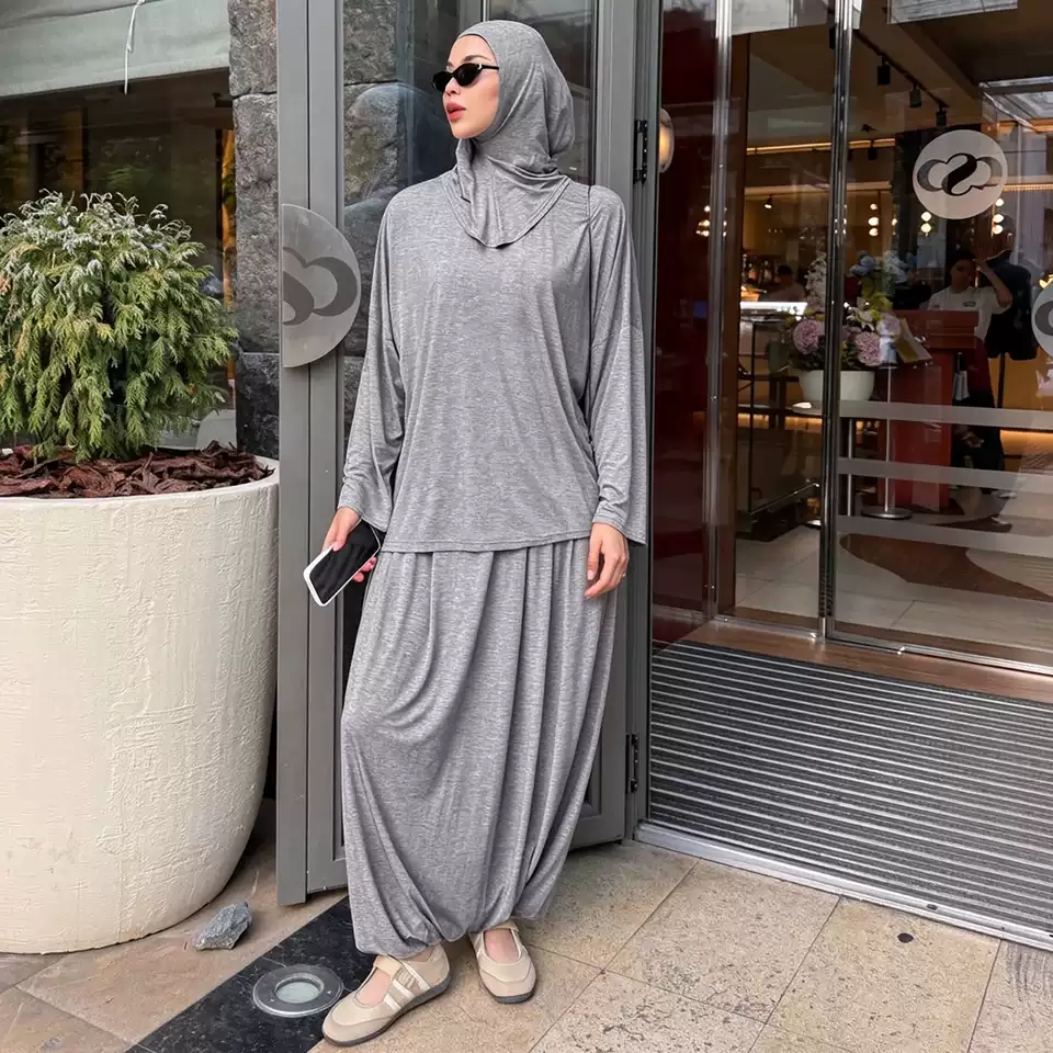 Relaxed Vintage Top and Skirt Separates